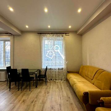Дніпропетровське шоссе, 26
