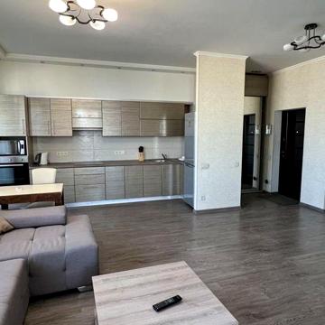 В аренду 2х комнатная квартира в жк центр города