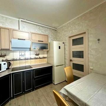 Клавдіївська вул., 40г