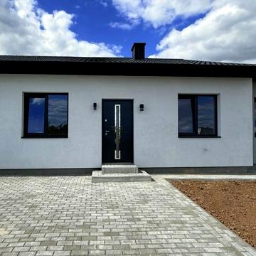 Продаж таунхауса з готовим ремонтом у гарній локації с.Підгайці