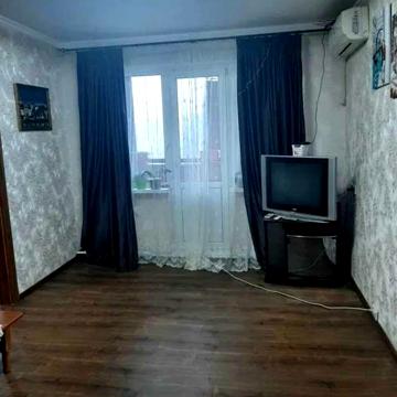 Вацлава Гавела бульв. (Івана Лепсе), 75