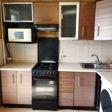 2-на квартира, вул Васильківська, метро Голосіївська!