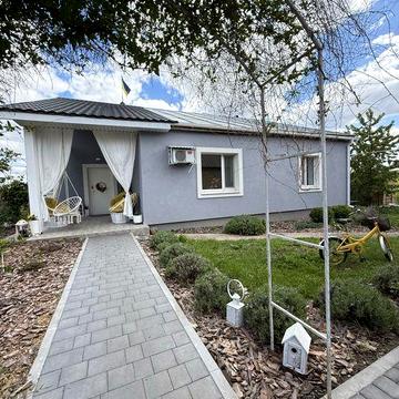 Приватний будинок