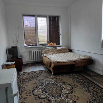 Продам 1 кімнатну квартиру