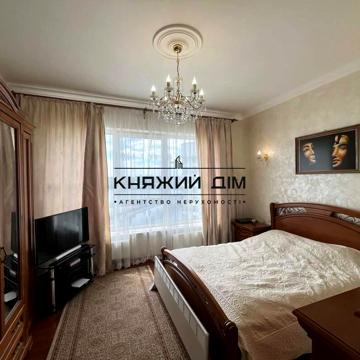 Зарічна вул., 1-Б