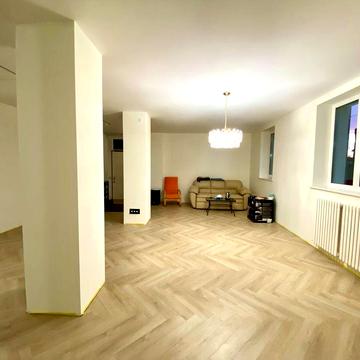 Продам квартиру з ремонтом, біля річки, 110,4 м.кв, поряд з парком