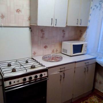 Олександра Поля просп. (Кірова), 82