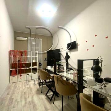 Продаж 2 кім. квартирі в центрі столиці Велика Васильківська 30