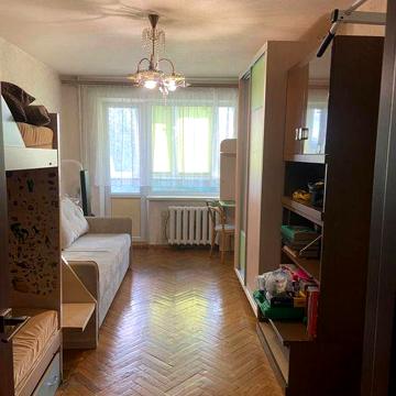 Продам 3 кв на Слобожанский 19 начало. Реальная 90 м кв