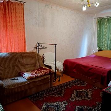 Помесячно, на длительный срок, 3х комн, 1 этаж, возле Автовокзала