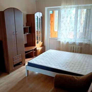 Віталія Блажка вул., 1