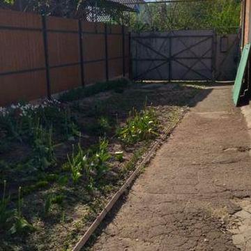 Продам добротний будинок на дві сімї
