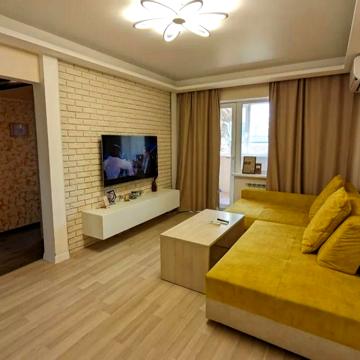 1 комнатная квартира с ремонтом, Космическая, Коммунарский
