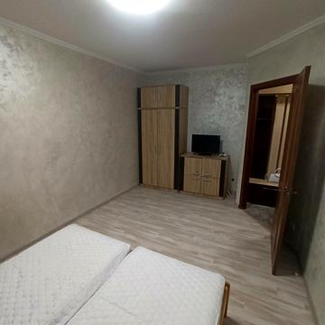 Побутова вул., 4