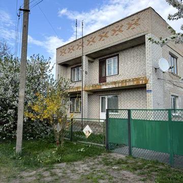 Продається затишний будинок з ділянкою у місті Знамʼянка на Галочкіна