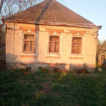 Продам домик в Полевой