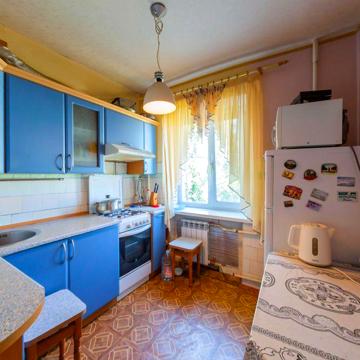 Продам 2 кім. Сальського 11, Шевченківський район, Дорогожичі, Сирець!