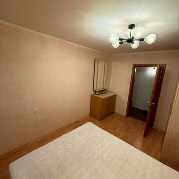 Оренда 2 к. 54 м з ремонтом, Депутатська 25, метро Житомирська 10 хв.