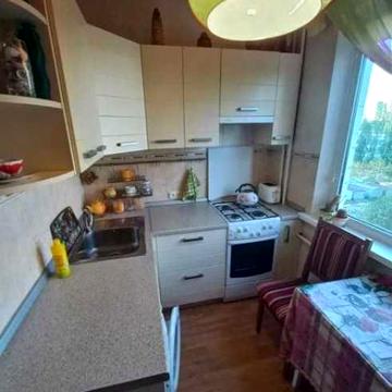 Продам 2-кімнатна квартира капремонт Олексіївка С