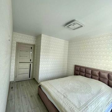 Вишняківська вул., 2