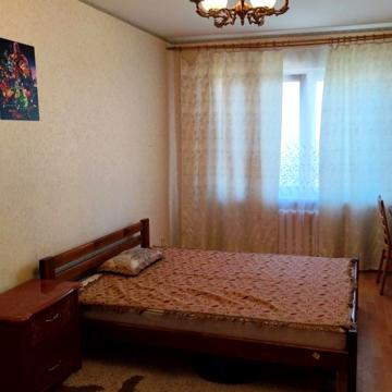 Милославська вул., 4