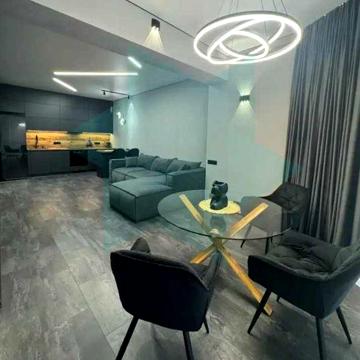 Продам 1 к кв новострой  ремонт авторский ЖК Рибінський Comfort