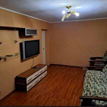 Продається 3к.кв. по вул.Грицевца на Рогані
