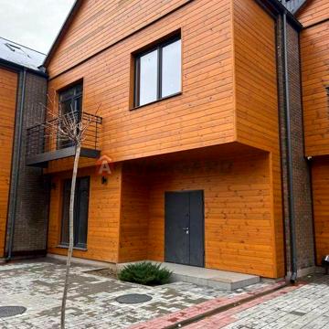 665$/м2 Продам таунхаус 203м2 в ЖК Comfort City Lagoon