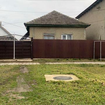 Продается дом 100 кв. Район больницы