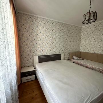 24 Серпня вул., 11