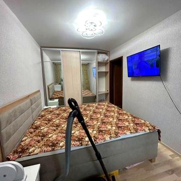 Оренда Двохкімнатної квартири на відродженні