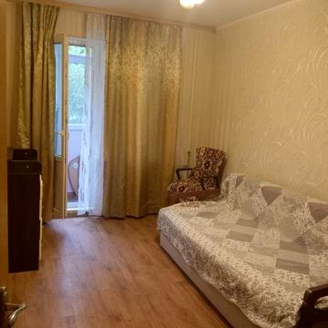 Сдам двухкомнатную квартиру пр.Победы 72 - Г
