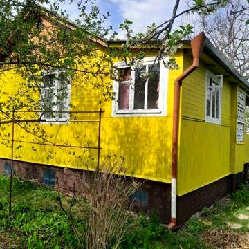 Дача Ялинка тiльки для будiвельникiв. На Любий i короткий строк.