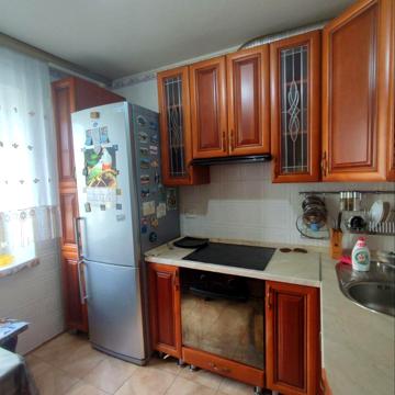 Володимира Івасюка просп. (Героїв Сталінграду), 14-Б
