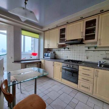 Penthouse 120m2 Three separate bedrooms Львівська пл. Лукянівська