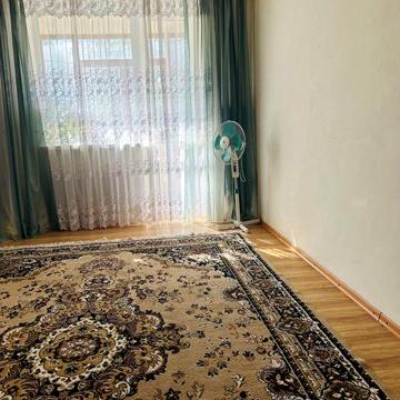 Продам 1 к квартиру с Э/А/О Центр Днепростроя