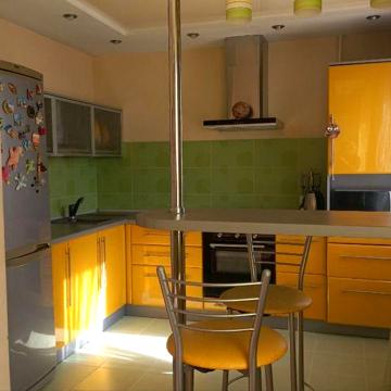 Оренда 2-кімнатної квартири в районі Сєдова.