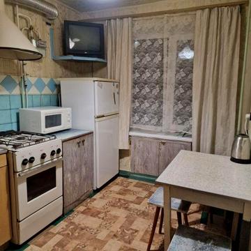 Здам 3-х кімнатну квартиру.
