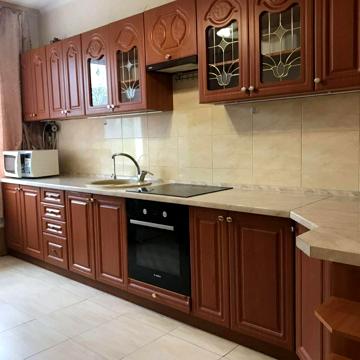 Університетська вул., 1л