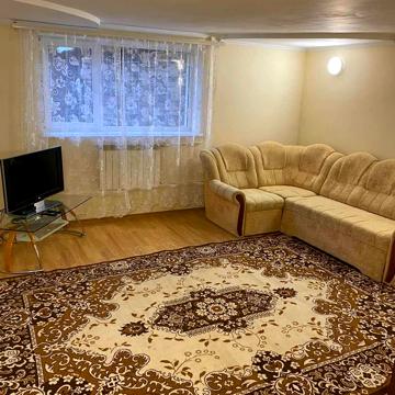 Вишнева вул., 18б