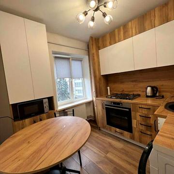 Довгострокова оренда 1к Квартира Незалежності вулиця