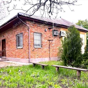 Центральна, 1