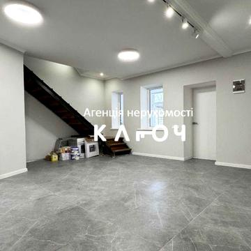 Продаж будинку біля 26 школи, р-н пʼять/пʼять