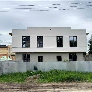 Дуплекси 120 кв.м.,поруч державна школа , без комісії !