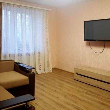 Сдам 2к квартиру в ЖК Семейный