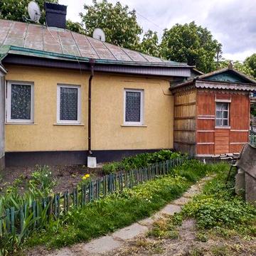 Продам частину будинка Центр