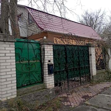 Продається будинок в   районі вул. Готвальда
