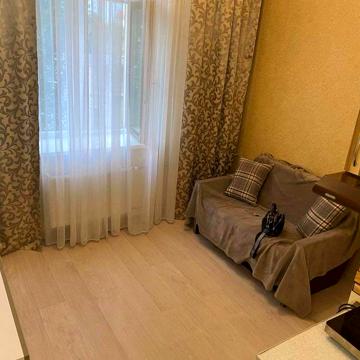 Сдам Гостинку 7 мин до метро Защ Украины или Спортивная