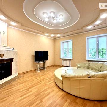 Довгострокова оренда 3к Квартира Велика Морська вулиця
