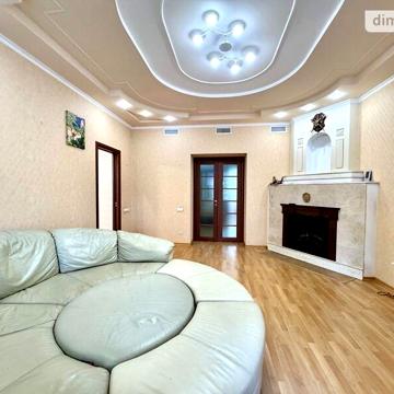 Довгострокова оренда 3к Квартира Велика Морська вулиця